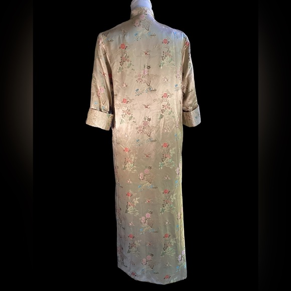 Vintage Chinoiserie Gold Brocade Long Coat. (Mc) - Picture 3 of 9